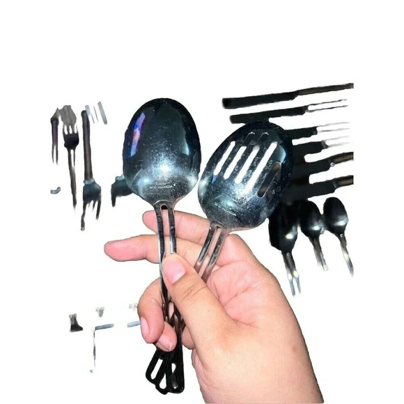 TOWLE NORDIC 18/10 STAINLESS FLATWARE - 34 PIECES Lot Table Of 6 Set - Picture 9 of 9